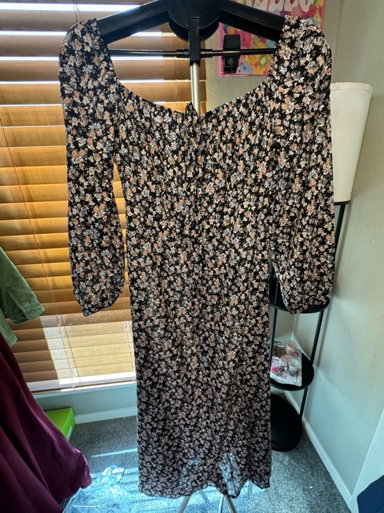 Cupshe Dresses & Skirts - Floral Puff-Sleeve Midi Dress - Black with Blush Floral